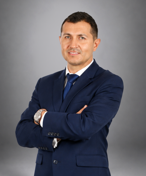 Alejandro Tobar